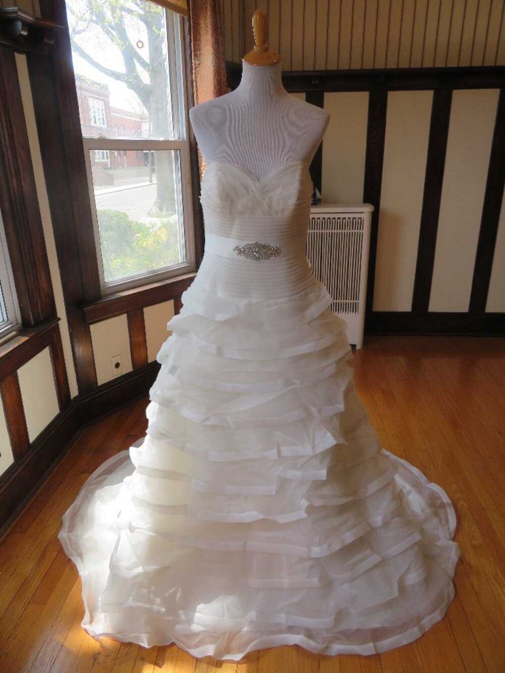 White One by Pronovias Wedding Dress